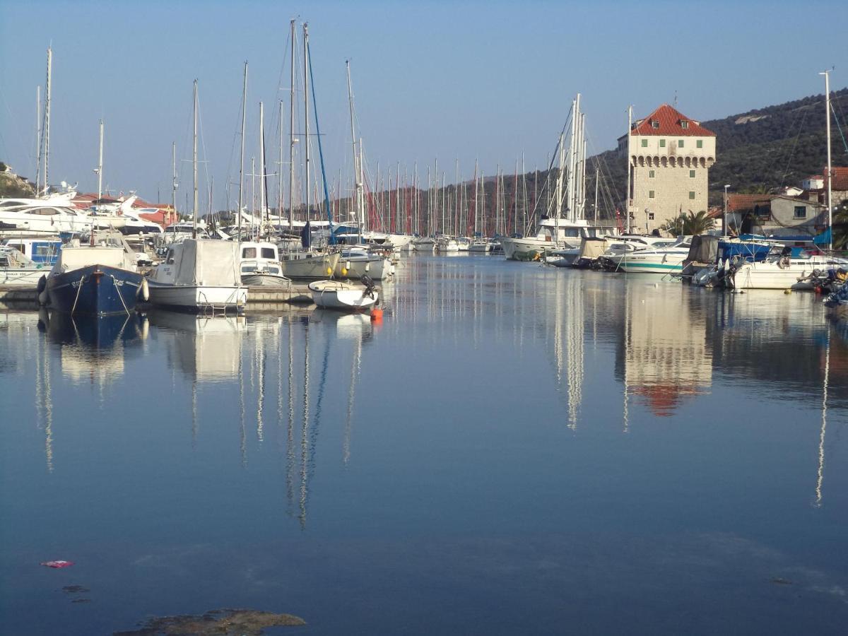 Apartments Bikic Marina Esterno foto